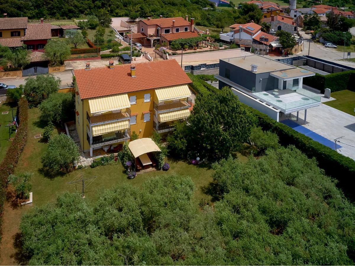 Residence Matilda Vrsar Buitenkant foto